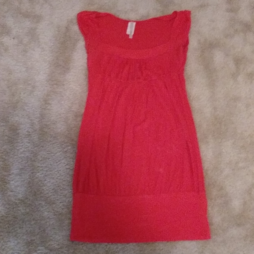 Soft mini dress. Slimming fit.